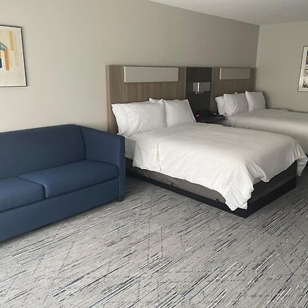 Holiday Inn Express & Suites Muskegon - Grand Haven By Ihg Exterior foto